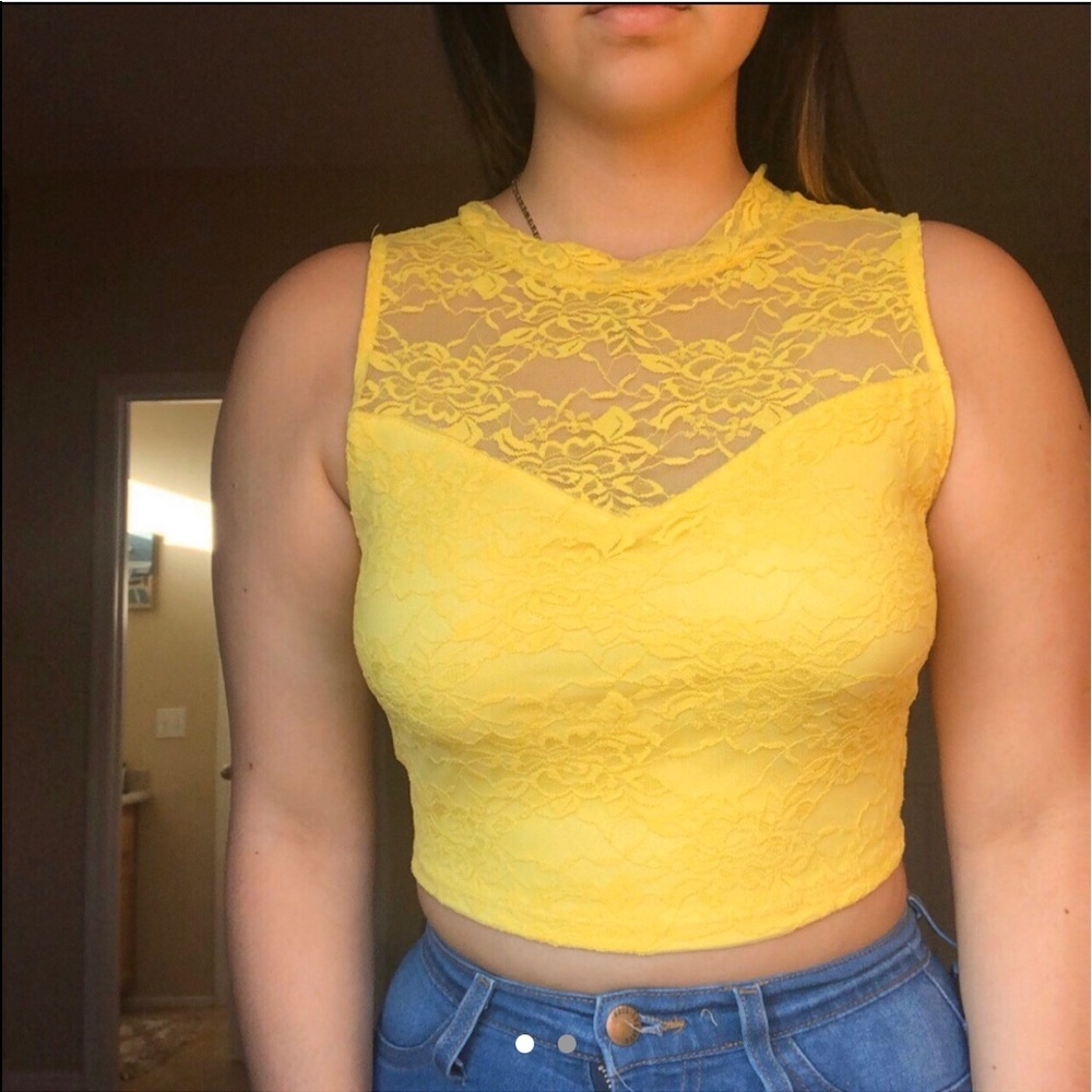 💛YELLOW LACE CROP TOP💛